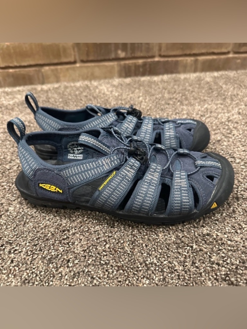 Keen Waterproof Water Shoes Hiking Sport Sandals Blue Size 7 Excellent Condition